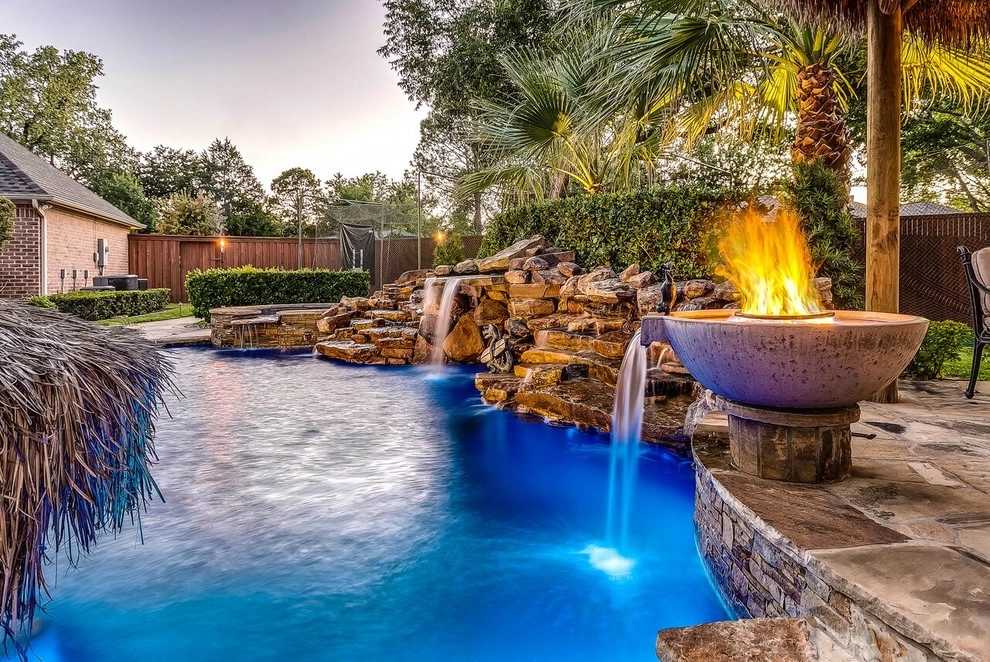 Hobert Pools Tropical Outdoor Oasis by Hobert Pools And Spas - Photo 6