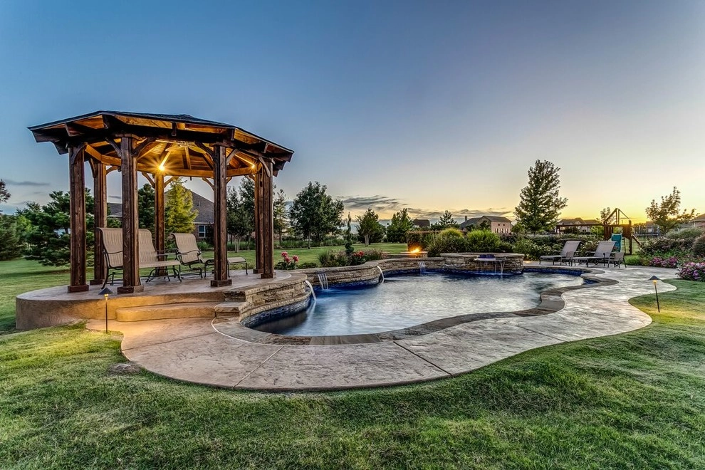 Hobert Pools And Spas - Photo 12