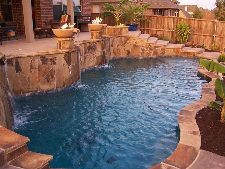 Hobert Pools Tropical Outdoor Oasis by Hobert Pools And Spas - Photo 7