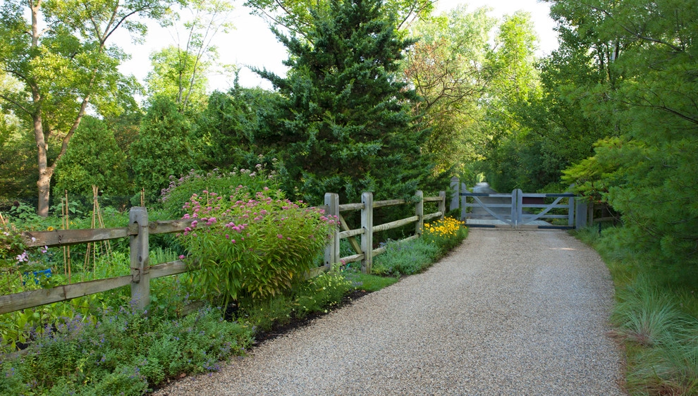 Midwestern Estate by Hoerr Schaudt Landscape Architects - Photo 6