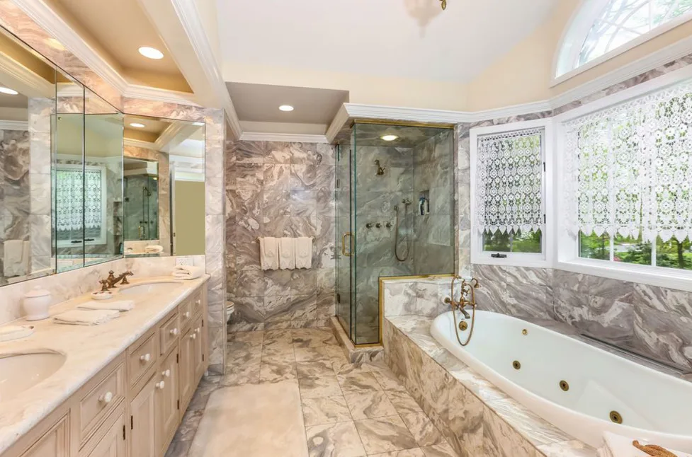 Restrooms by Umar Home Improvement - Photo 3