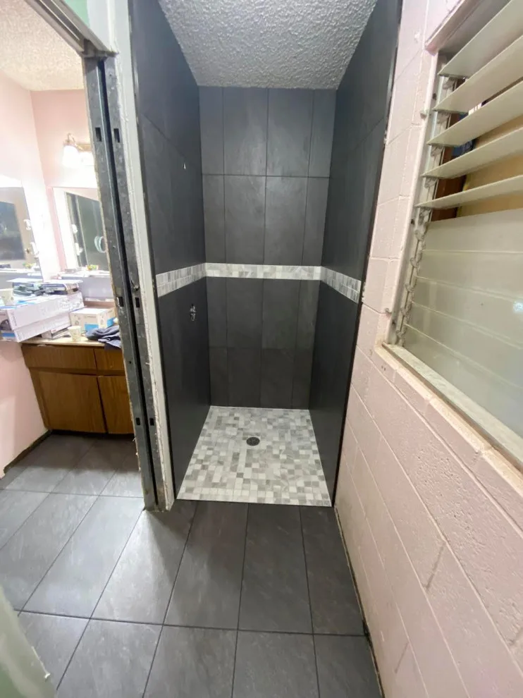 Restrooms by Rei Construction Consultant Inc. - Photo 8