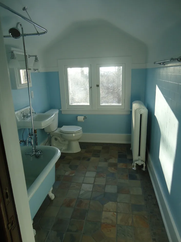 Restrooms by Veritas Custom Homes - Photo 14