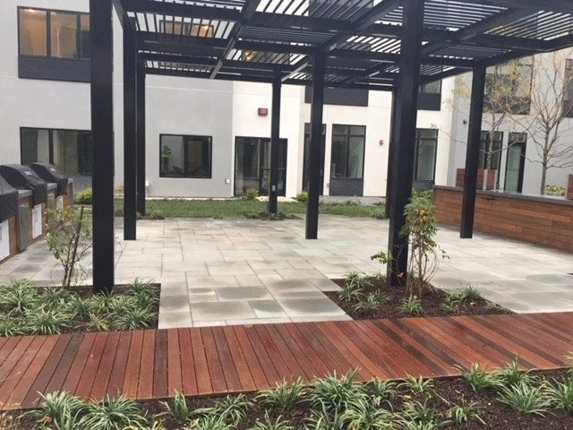Courtyard Garden by Hufnagel Landscape Design & Construction Group - Photo 8