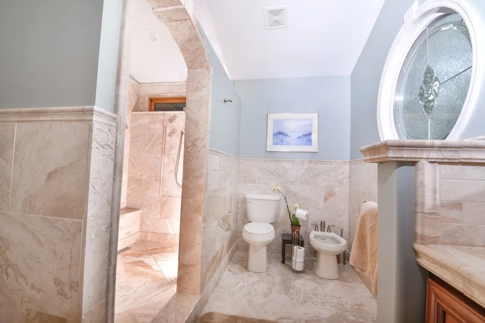Bathing Areas by Jackson Custom Homes & Remodeling - Photo 96