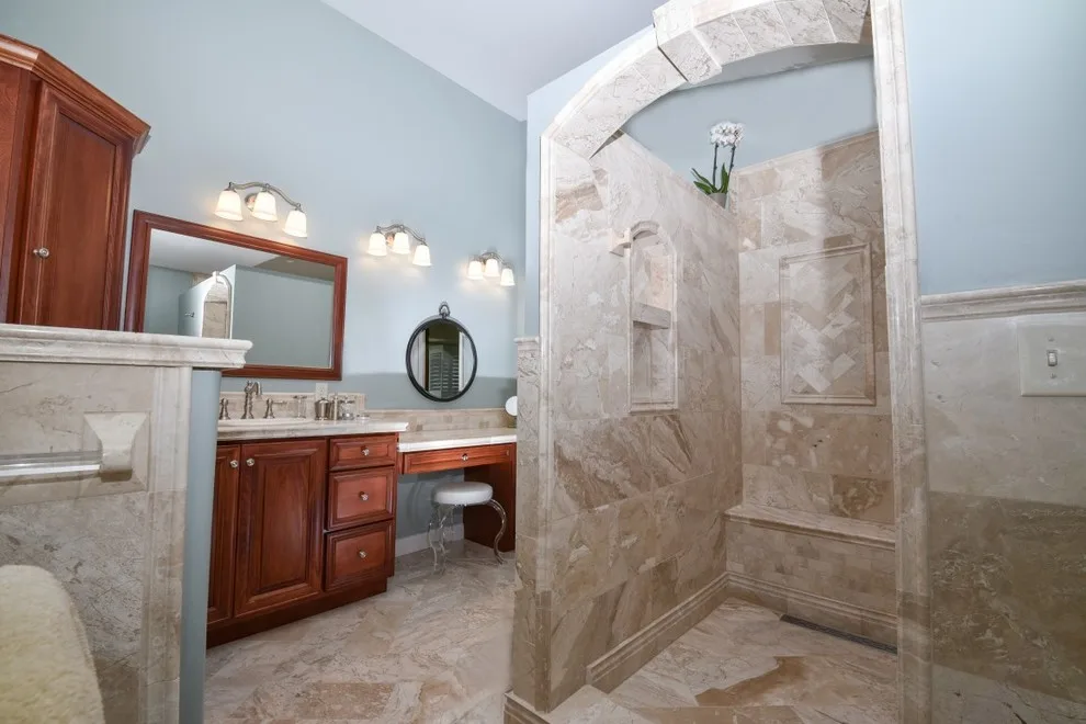 Bathing Areas by Jackson Custom Homes & Remodeling - Photo 92