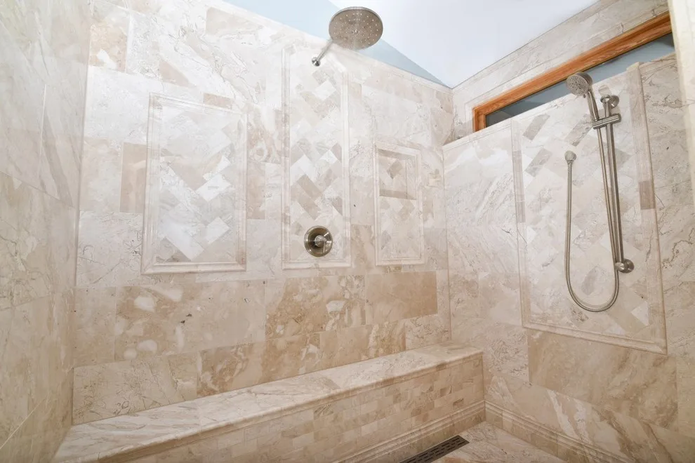 Bathing Areas by Jackson Custom Homes & Remodeling - Photo 40