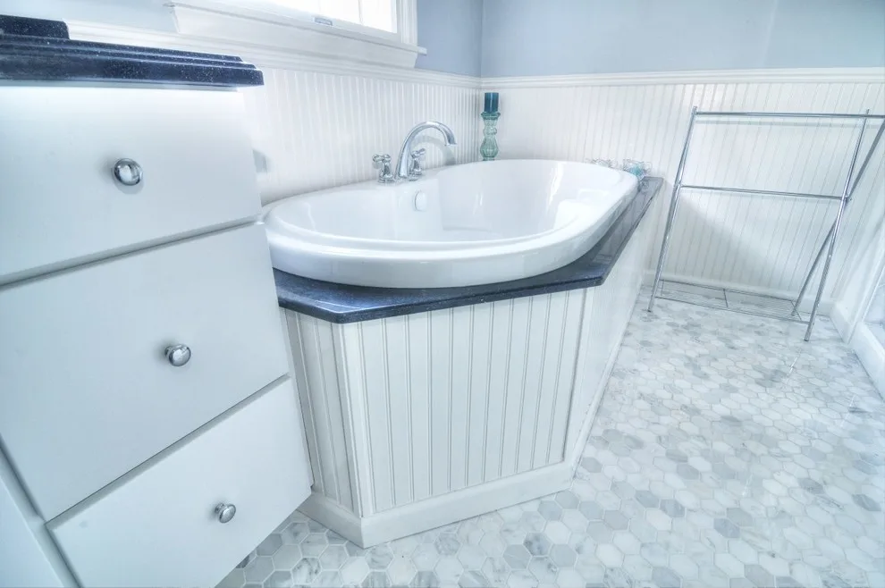 Bathing Areas by Jackson Custom Homes & Remodeling - Photo 67