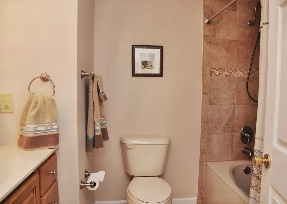 Bathing Areas by Jackson Custom Homes & Remodeling - Photo 97
