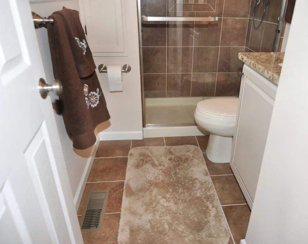 Bathing Areas by Jackson Custom Homes & Remodeling - Photo 3
