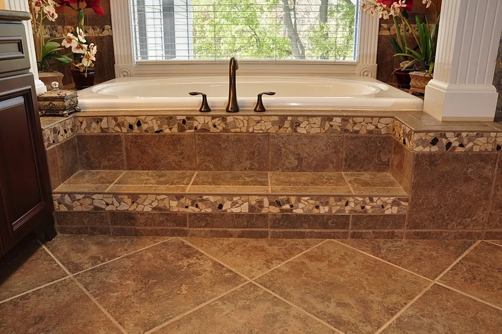 Bathing Areas by Jackson Custom Homes & Remodeling - Photo 10