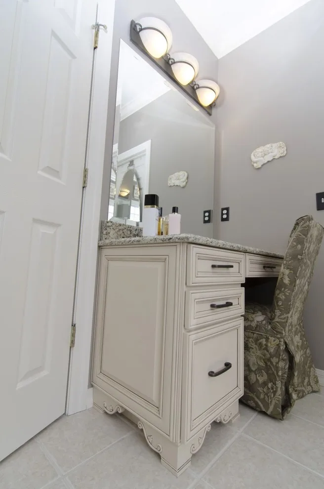 Bathing Areas by Jackson Custom Homes & Remodeling - Photo 20