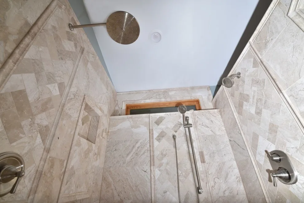 Bathing Areas by Jackson Custom Homes & Remodeling - Photo 39