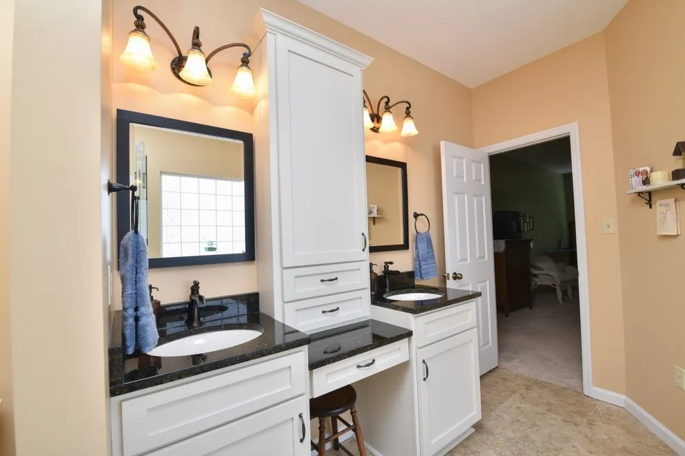 Bathing Areas by Jackson Custom Homes & Remodeling - Photo 35