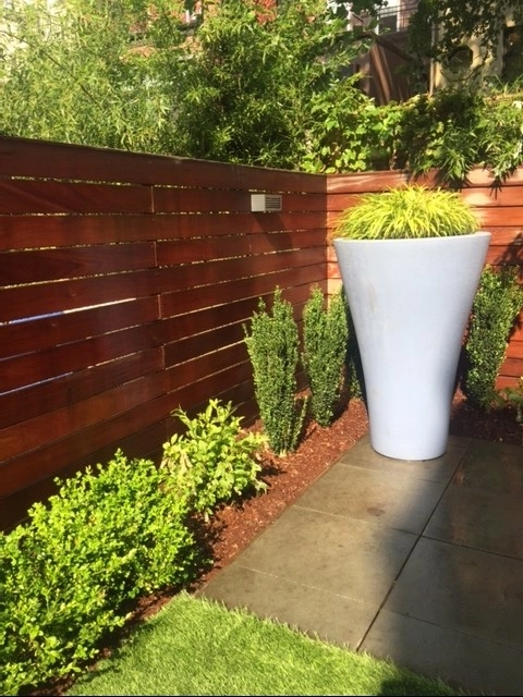 Stylish Urban Garden by Hufnagel Landscape Design & Construction Group - Photo 3