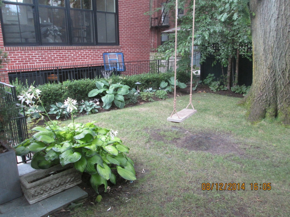 Green Hoboken Garden by Hufnagel Landscape Design & Construction Group - Photo 2