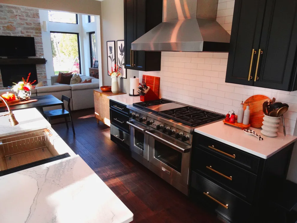 Bayside Home - Kitchen and Laundry Renovation by Cornerstone Remodeling, Ltd - Photo 15