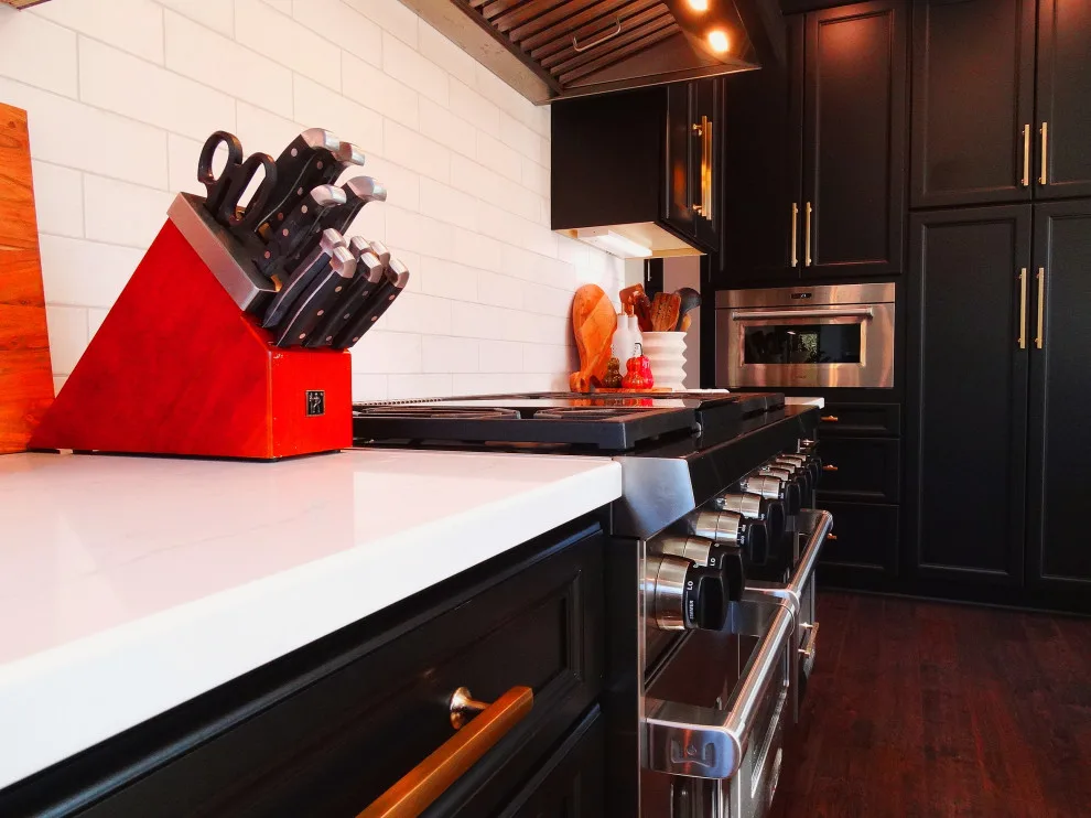 Bayside Home - Kitchen and Laundry Renovation by Cornerstone Remodeling, Ltd - Photo 68