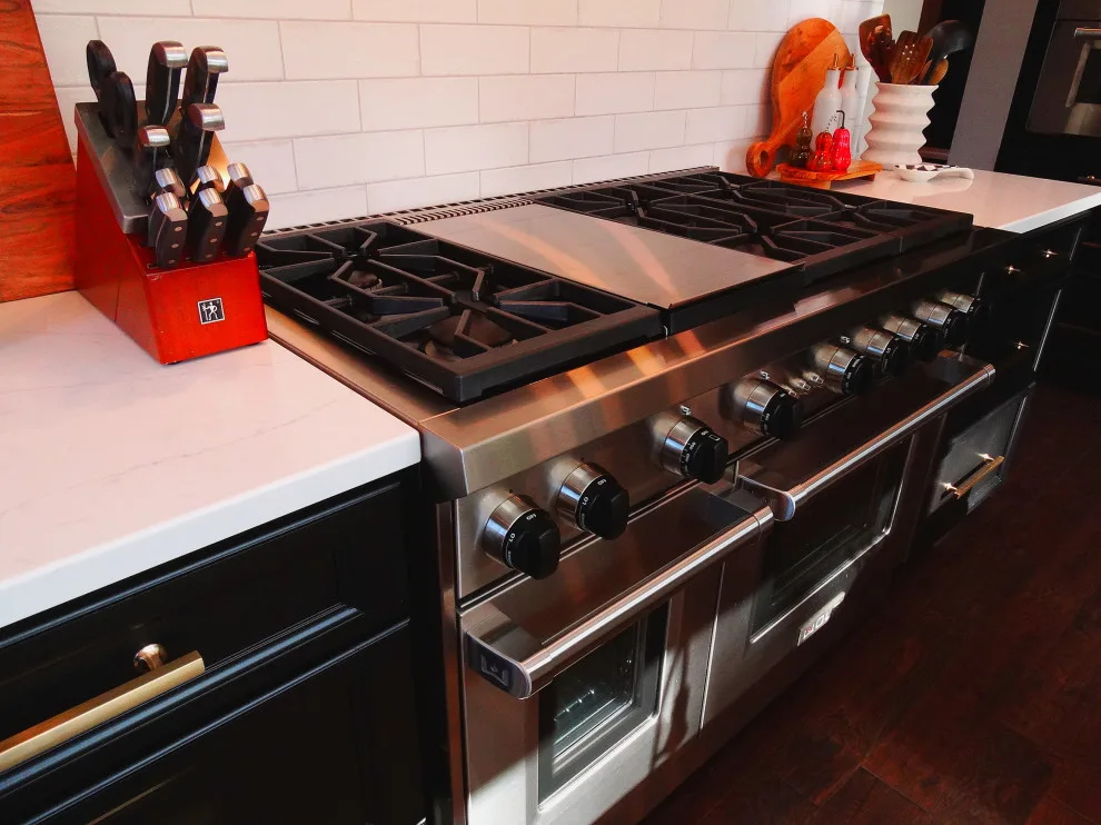 Bayside Home - Kitchen and Laundry Renovation by Cornerstone Remodeling, Ltd - Photo 32