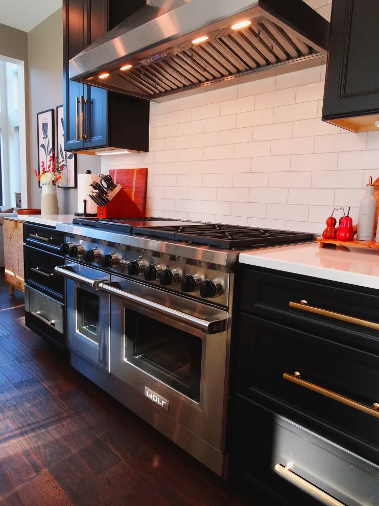 Bayside Home - Kitchen and Laundry Renovation by Cornerstone Remodeling, Ltd - Photo 64