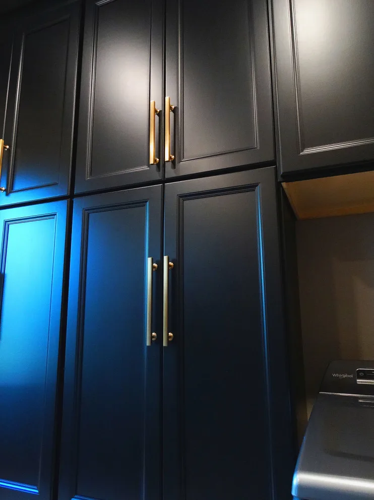 Bayside Home - Kitchen and Laundry Renovation by Cornerstone Remodeling, Ltd - Photo 49