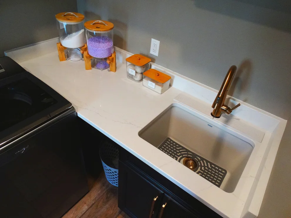Bayside Home - Kitchen and Laundry Renovation by Cornerstone Remodeling, Ltd - Photo 85