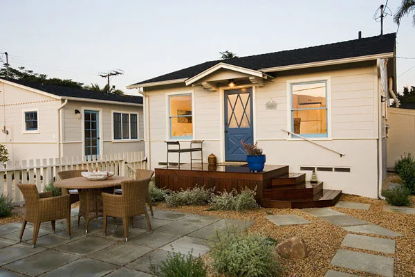 Cottage Rental at Carpinteria Beach by Jed Hirsch, General Building Contractor, Inc. - Photo 3