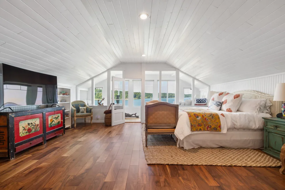 Lakebay Beach House, WA by Rainier Construction LLC - Photo 32