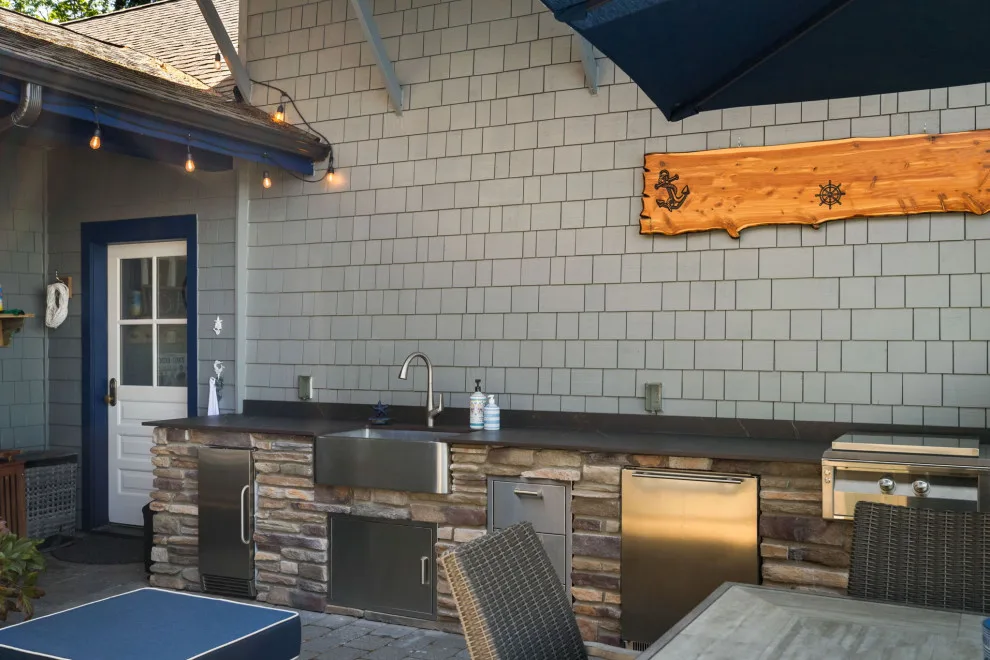 Lakebay Beach House, WA by Rainier Construction LLC - Photo 22
