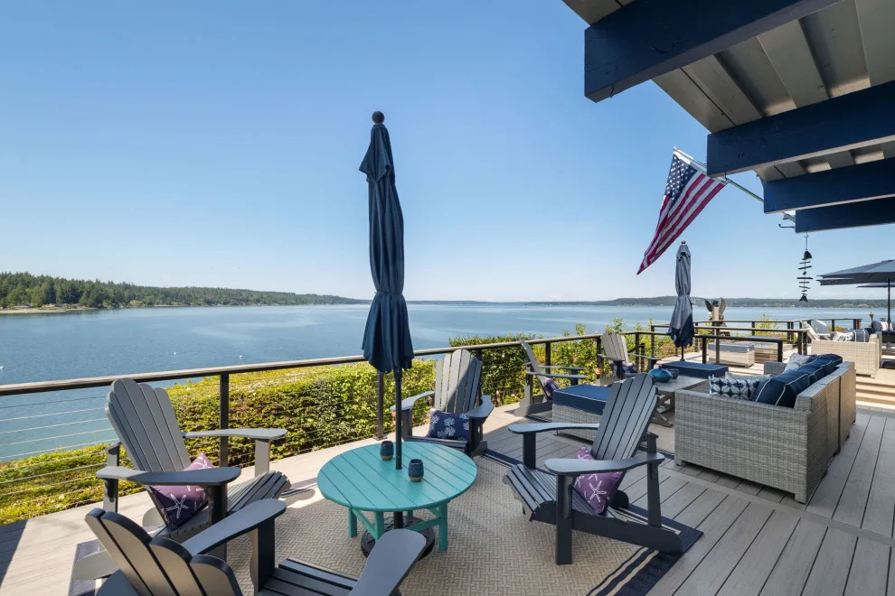 Lakebay Beach House, WA by Rainier Construction LLC - Photo 26
