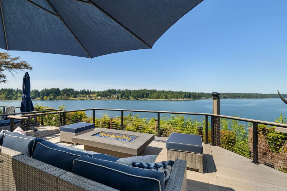 Lakebay Beach House, WA by Rainier Construction LLC - Photo 13