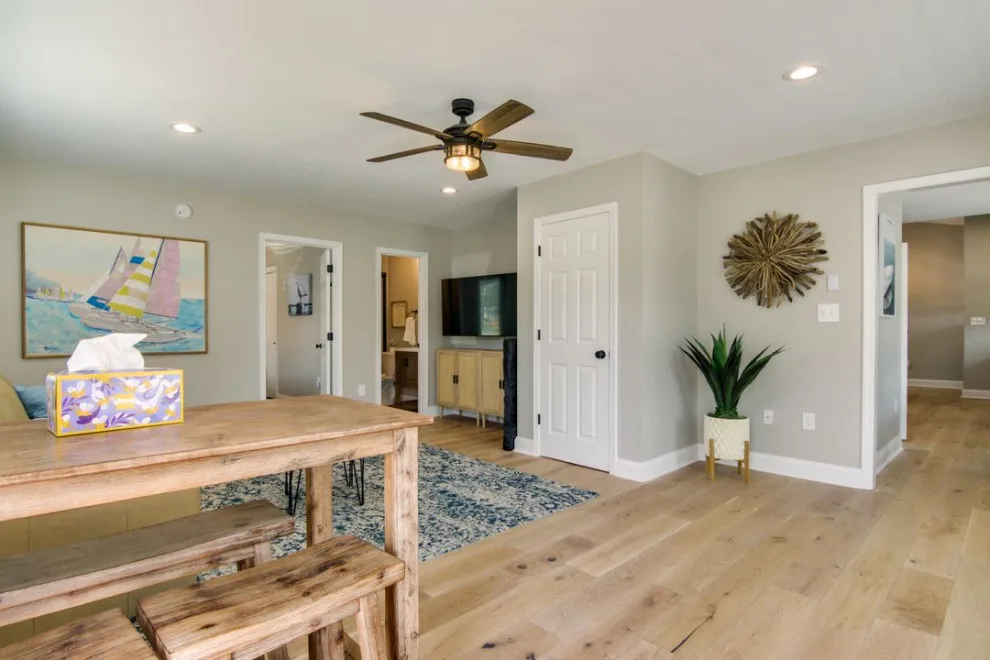 Coastal Residence Renovation - Interior by Oak & Pearl Construction, LLC - Photo 13