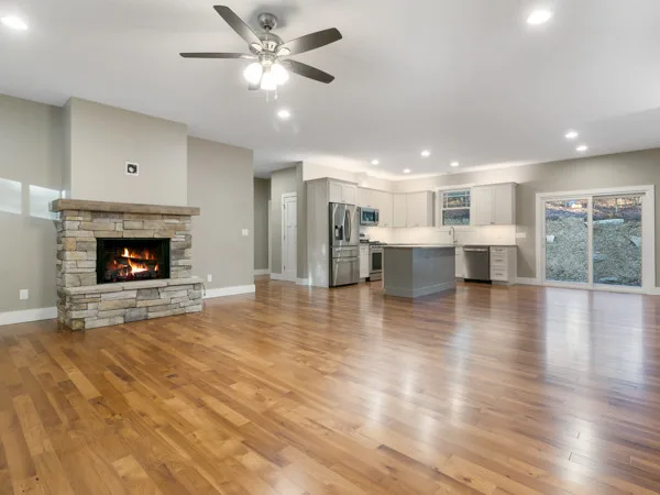 Associated Builders - Photo 9