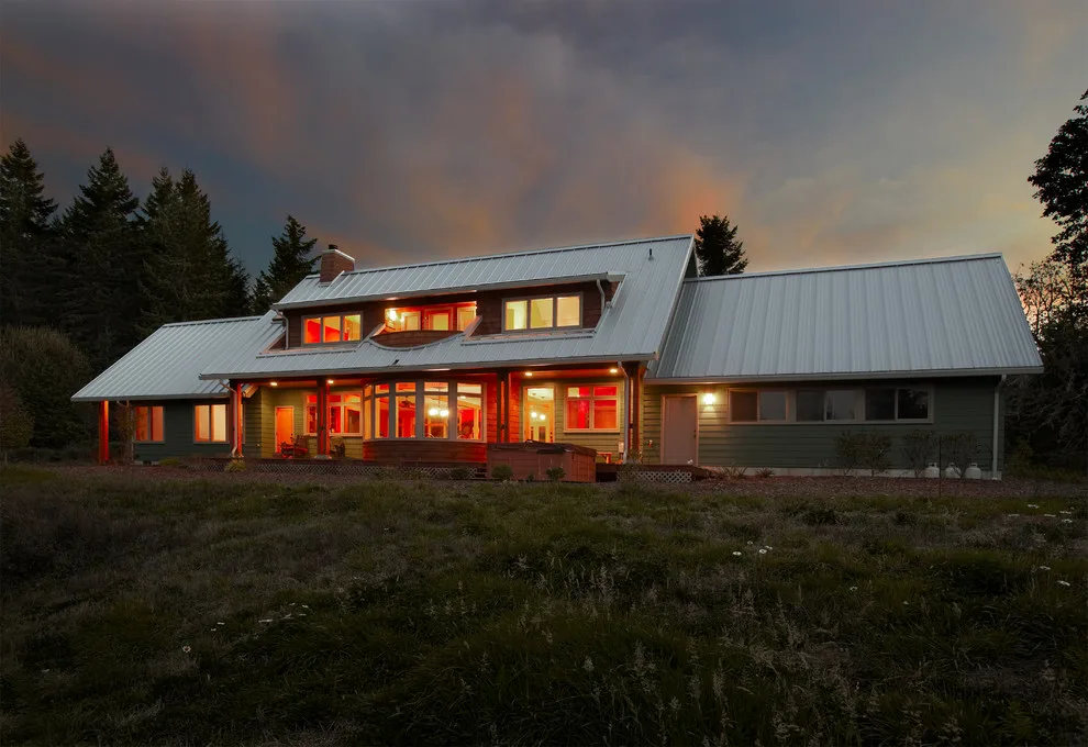 Lane County New Residence by Rainbow Valley Design & Construction - Photo 10