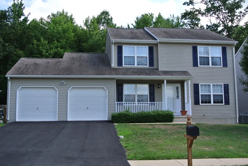 Siding Exterior Painting by Ayala Painting, LLC - Photo 17