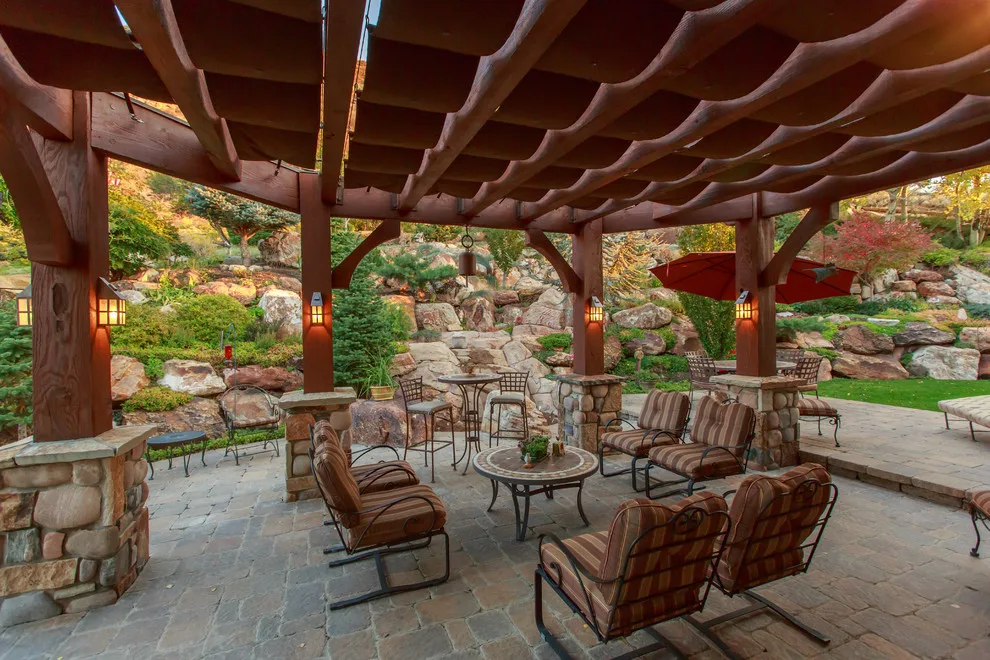 Draper Bear Hills Residence by Quilter Construction & Remodeling - Photo 39