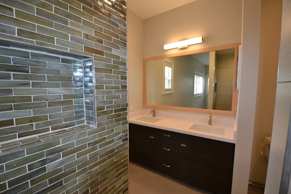 Stunning Personalized Residence in Aina Haina by DJ's Construction, Inc. - Photo 11