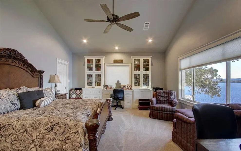 Stunning Personalized Lakefront Residence by Neil Robinson Custom Homes, LLC - Photo 10