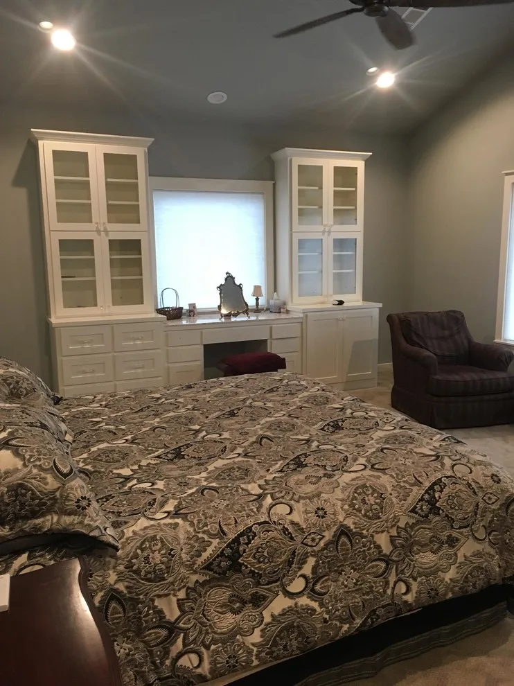 Stunning Personalized Lakefront Residence by Neil Robinson Custom Homes, LLC - Photo 3