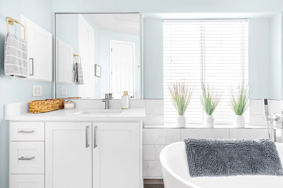 Contemporary Bathroom Renovation in Round Rock by Jonestar Construction - Photo 4