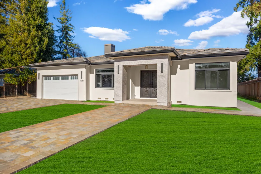 Saratoga Bespoke Residence by Deco Development Inc. - Photo 2