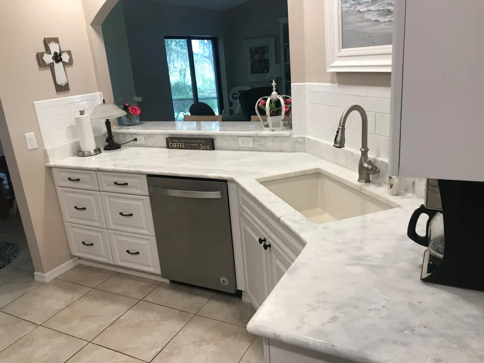 Stunning new granite surfaces by L-Bro Enterprises Inc. - Photo 4