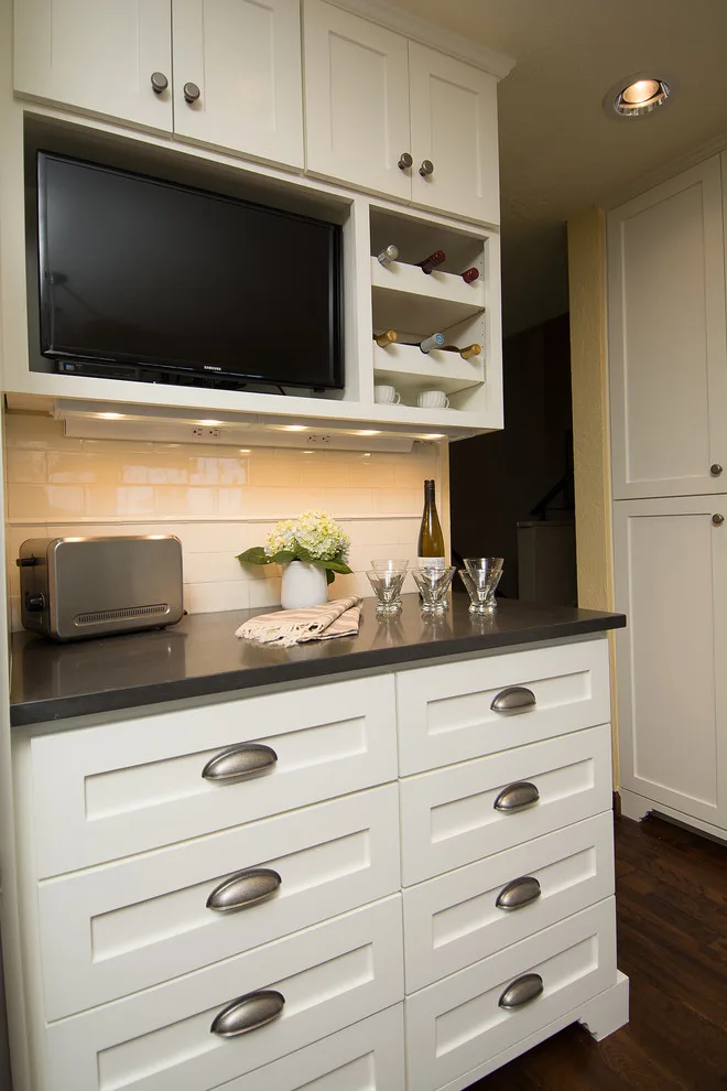 Becker Kitchen Expansion by 8 Inch Nails Construction Inc. - Photo 27
