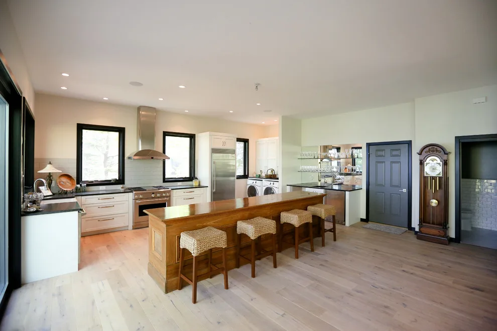 Lake Michigan Residence by Maple Hill Builders, LLC - Photo 44