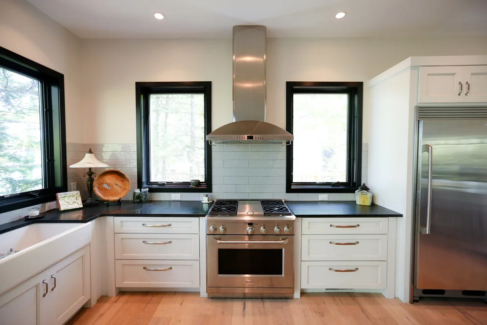 Lake Michigan Residence by Maple Hill Builders, LLC - Photo 19