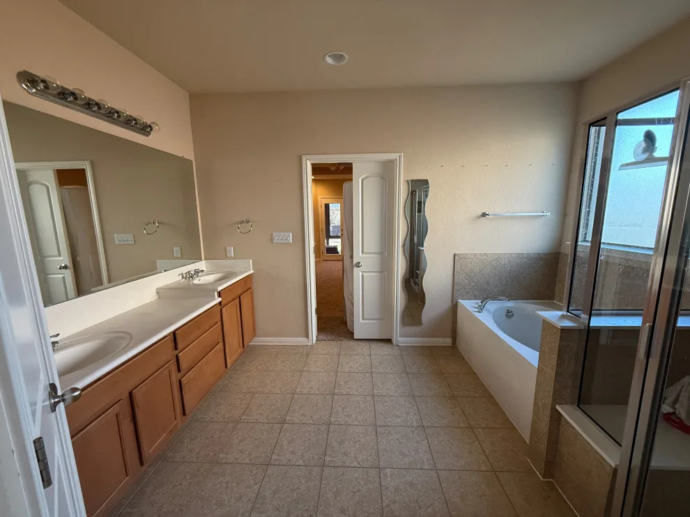 Bee Caves Complete Remodeling - Master Bedroom by Gladius Construction & Design - Photo 6