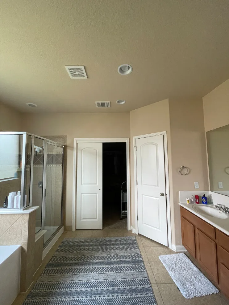 Bee Caves Complete Remodeling - Master Bedroom by Gladius Construction & Design - Photo 21