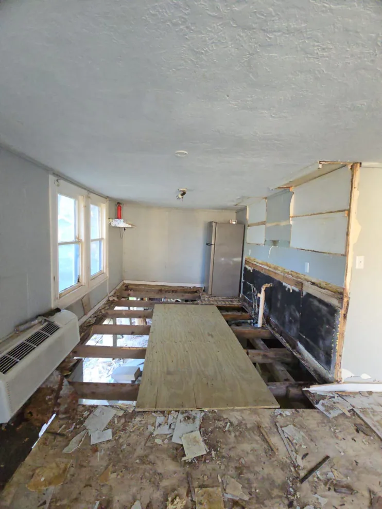 Before and After III by Lone Star House Leveling & Foundation Repair - Photo 9