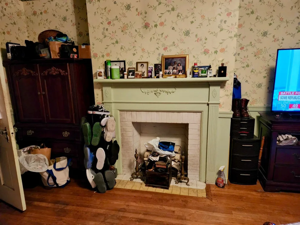 Master Bedroom Transformation: Before and After by A & T Designs And Remodel - Photo 3