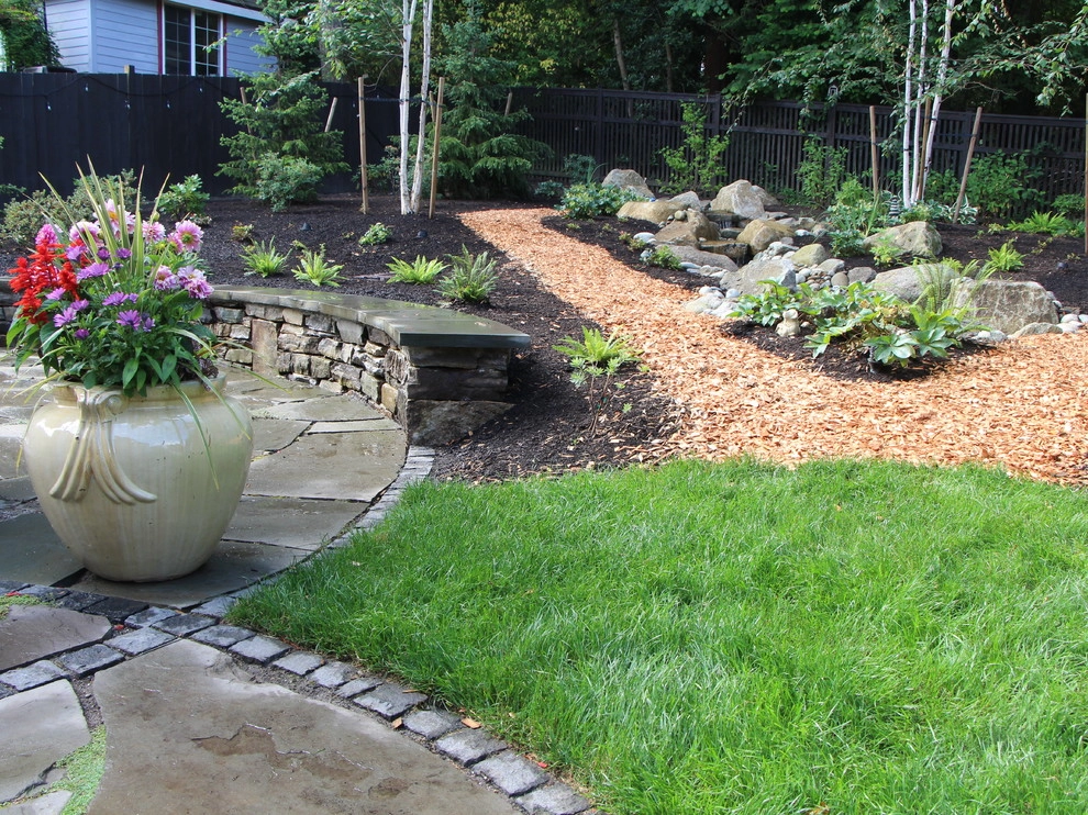 Relaxing Woodland Space by In Harmony Sustainable Landscapes - Photo 3